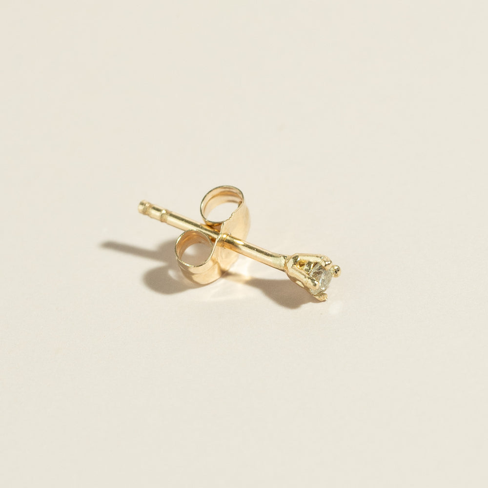 14K Diamond Stud