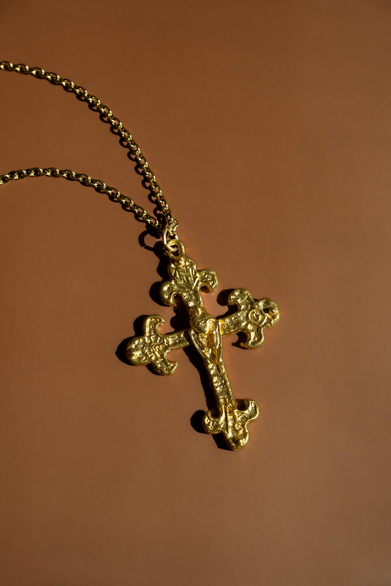 Cruz Necklace