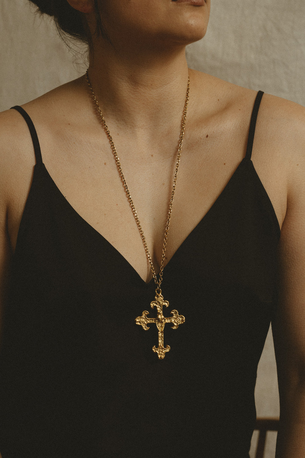 Cruz Necklace