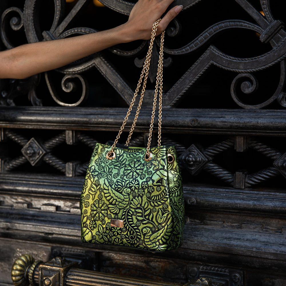 
                      
                        Liebre Green Bucket Bag
                      
                    