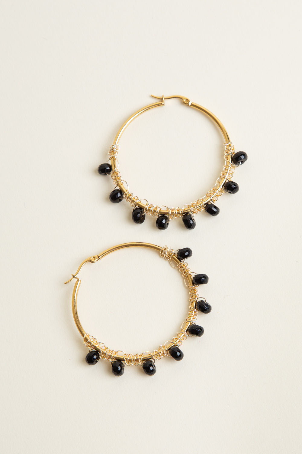 Oscuridad Hoop Earrings